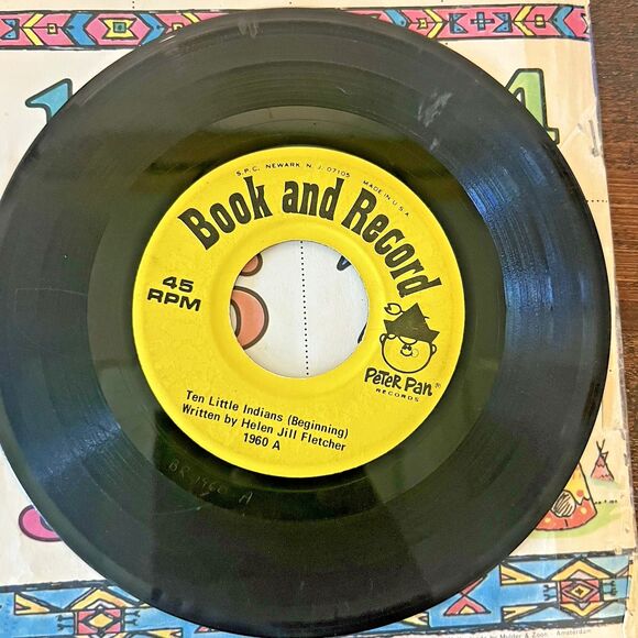 Peter Pan Book & Record "Ten Little Indians" 1960 - Picture 3 of 4